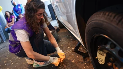 Maltepe Belediyesi’nce Maltepeli kadın araç sürücülerine yönelik “Temel Araç Bakımı