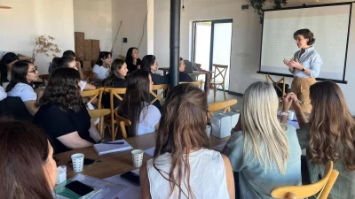 Kocaeli İzmit Belediyesi Kreş Müdürlüğü, öğretmenlerin mesleki gelişimini desteklemek ve