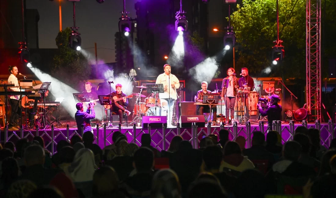 Konya’da Selçuklu Belediyesi Sanat Akademisi Müzik Topluluğu müzik severlerin karşısına