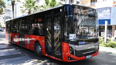 2025-2026 eğitim-öğretim yılının başlamasıyla birlikte Manisa Büyükşehir Belediyesi, öğrencilerin ulaşımda