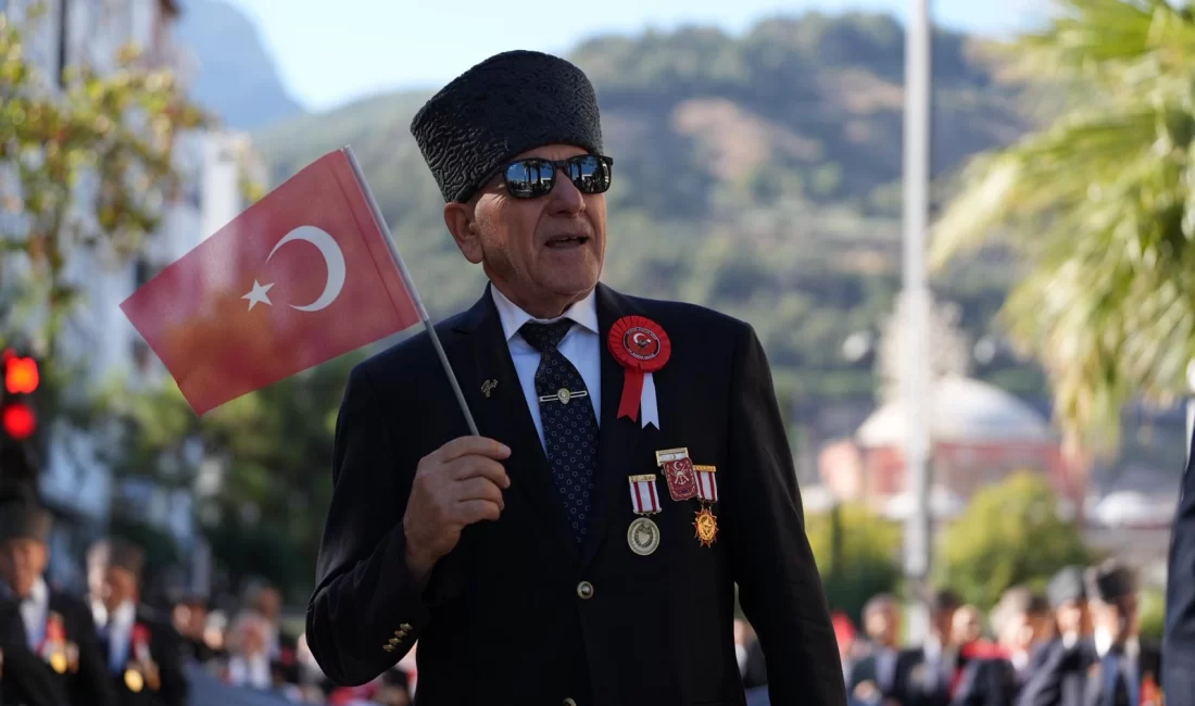 19 Eylül Gaziler Günü dolayısıyla Manisa’da tören düzenlendi. Yürüyüş ve