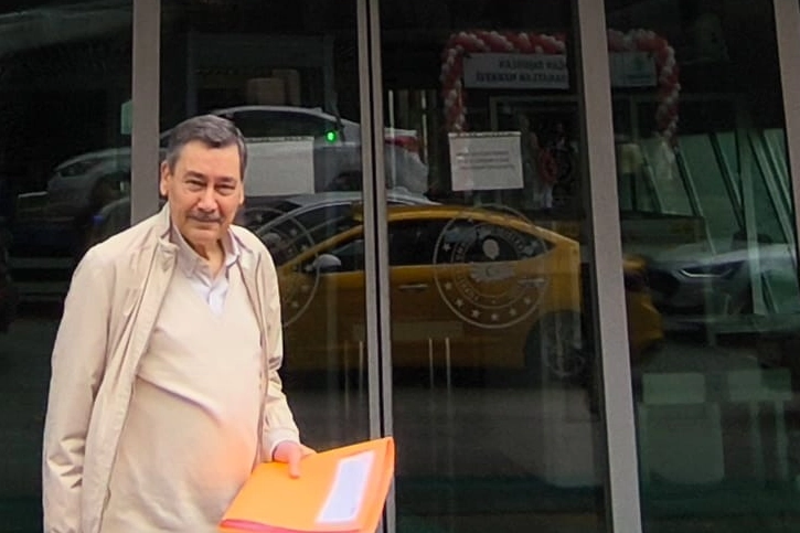 Ankara Büyükşehir Belediye eski Başkanı İbrahim Melih Gökçek, sosyal medyada