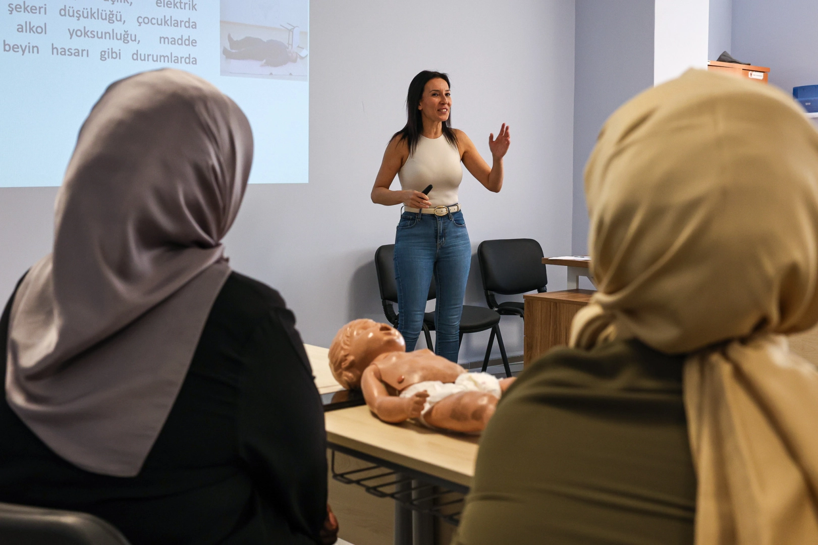 SASKİ, saha personellerinin olumsuz durumlarda doğru müdahalede bulunabilmeleri için ilkyardım
