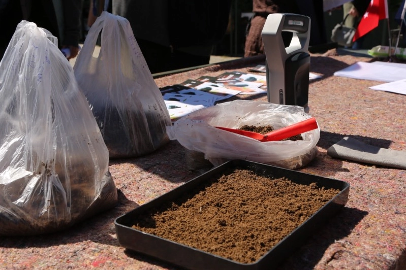 23 bin dekarlık tarım arazisine destek Eskişehir Büyükşehir Belediyesi ekipleri, üretimin verimli ve sürdürülebilir şekilde devam