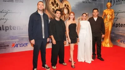 Altın Portakal, bir yıl aradan sonra “Gelin Takımı 2”nin galasıyla