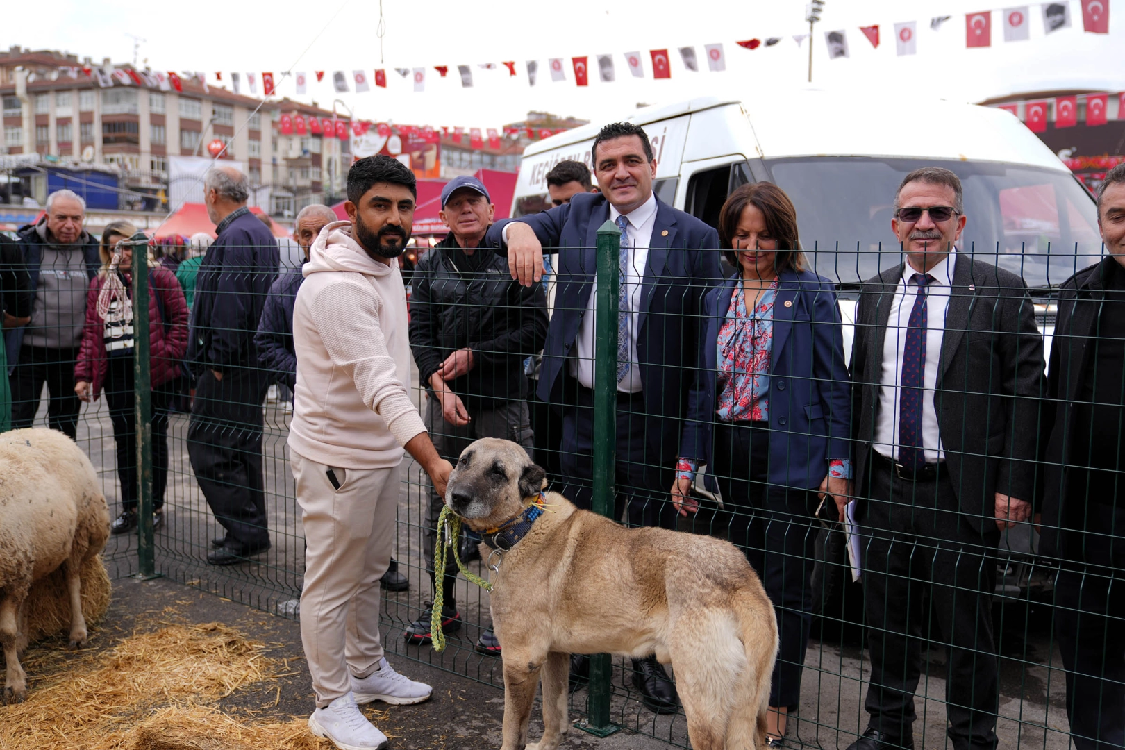 Ankara Sivaslı Dernekler Federasyonu (ASİDEF) tarafından Keçiören Belediyesi ev sahipliğinde