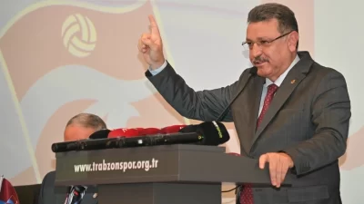 Trabzon Büyükşehir Belediye Başkanı Ahmet Metin Genç, Trabzonspor’un 59. Olağan