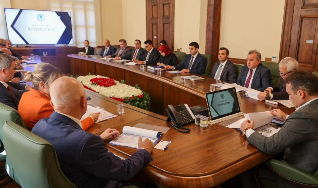 Bilecik Valisi Faik Oktay Sözer başkanlığında; Vali Yardımcıları, Kaymakamlar, İl