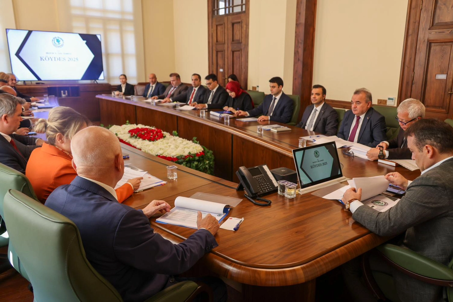 Bilecik Valisi Faik Oktay Sözer başkanlığında; Vali Yardımcıları, Kaymakamlar, İl