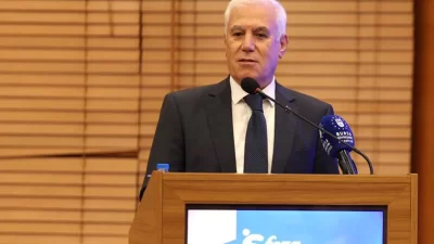 Skymind 2025 Akıllı Danışmanlık ve Yapay Zeka Zirvesi’nde konuşan Başkan