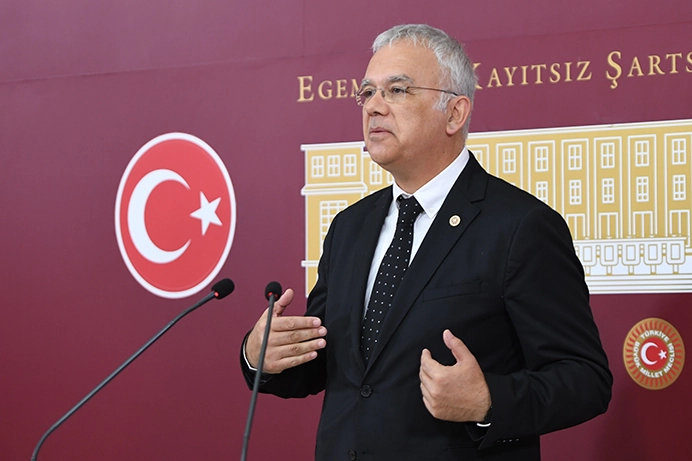 CHP’li Pala: Hastalar randevu oluşturmakta zorlanıyor CHP Bursa Milletvekili Kayıhan Pala, 2025 Tıpta Uzmanlık Eğitimi Girişi
