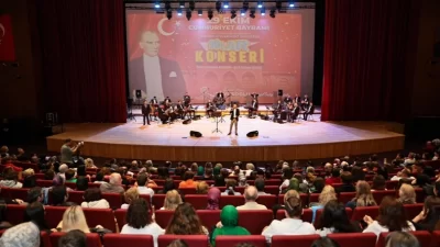 Denizli Büyükşehir Belediyesi’nin 29 Ekim Cumhuriyet Bayramı etkinlikleri kapsamında düzenlediği