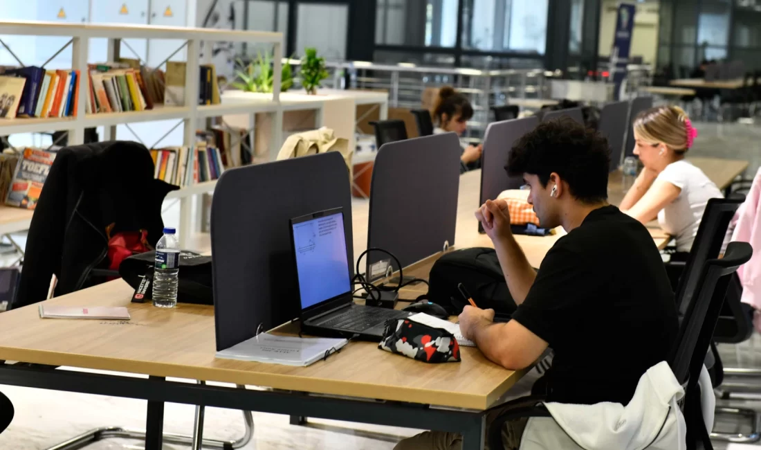 “Üniversite Ankara’da Okunur” mottosuyla çalışmalarını sürdüren Ankara Büyükşehir Belediyesi, hizmete