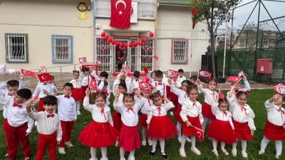 İstanbul Maltepe’de Cumhuriyet’in 102’nci yıldönümü erkenden başlayan kutlamalara sahne oldu.