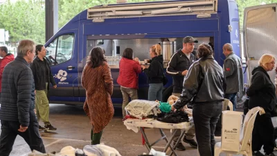 İzmir Büyükşehir Belediye Başkanı Dr. Cemil Tugay’ın Karşıyaka’da temelini attığı