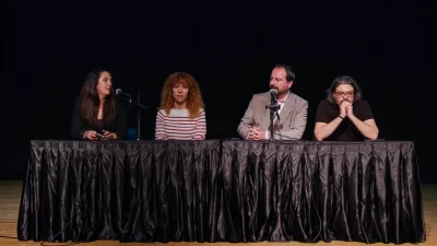 İZKİTAP-6. İzmir Kitap Fuarı kapsamında Fikir Gazetesi tarafından gerçekleştirilen “Fikir