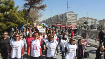 Kadın İşbirliğini Geliştirme Derneği Başkanı Dr. Sema Karaoğlu, Erciyes Üniversitesi