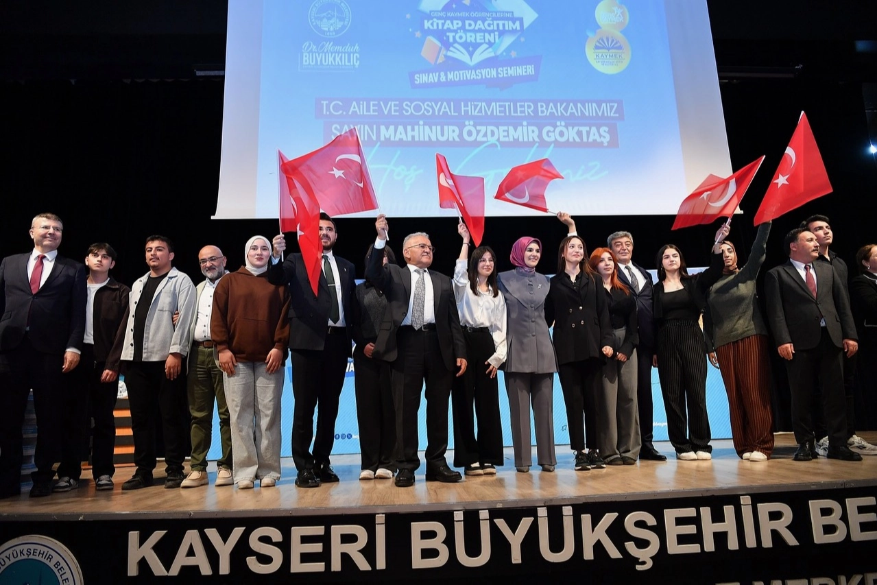Kayseri Büyükşehir Belediye Başkanı Dr. Memduh Büyükkılıç, Aile ve Sosyal