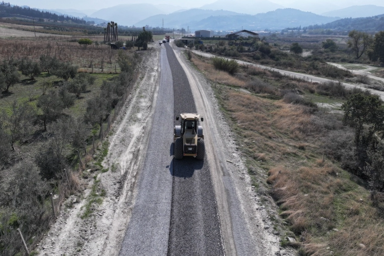 Manisa Büyükşehir Belediyesi, MASKİ’nin altyapı çalışmalarını tamamladığı Turgutlu ilçesi Irlamaz
