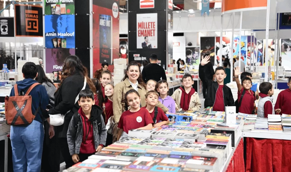Balıkesir’de bu yıl ilk kez düzenlenen 1. Balıkesir Kitap Fuarı,