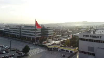 Renault Group, 2025 yılının üçüncü çeyreğinde elektrifikasyon odaklı ürün stratejisi,