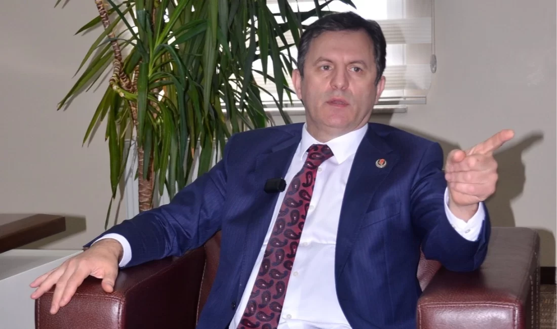 Yörükçüoğlu’ndan tarihi uyarı: Çin’le ticareti durdurun! BBP Genel Başkan Vekili Türker Yörükçüoğlu, Sakarya’da esnaf ziyareti yaparak