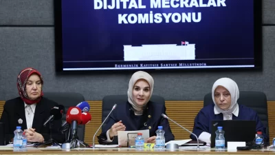 Aile ve Sosyal Hizmetler Bakanı Mahinur Özdemir Göktaş, çocukların dijital