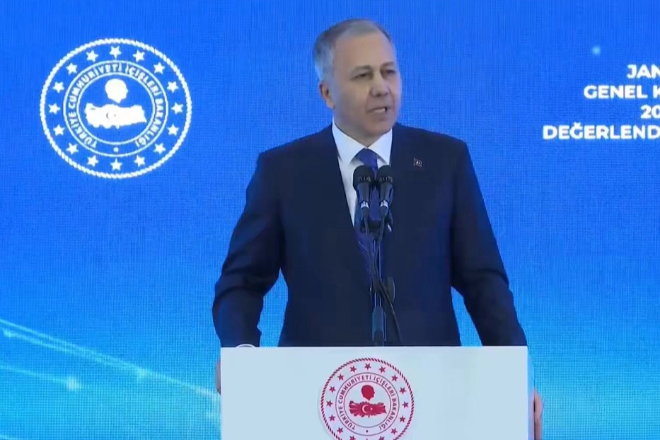 İçişleri Bakanı Ali Yerlikaya, Jandarma Genel Komutanlığı’nda düzenlenen değerlendirme toplantısında