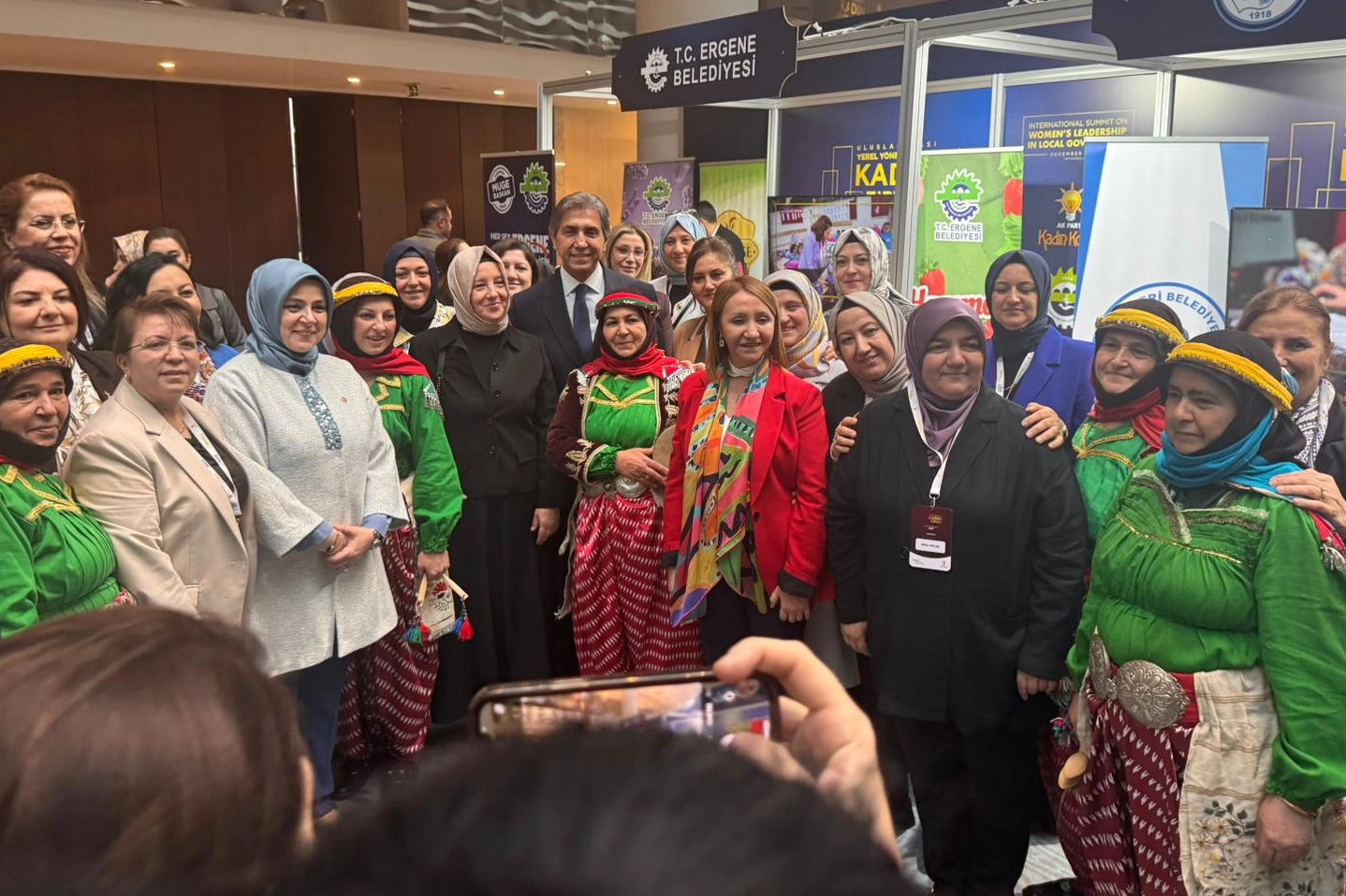 İstanbul’da AK Parti Genel Merkez Kadın Kolları Başkanlığınca düzenlenen “Kadınla