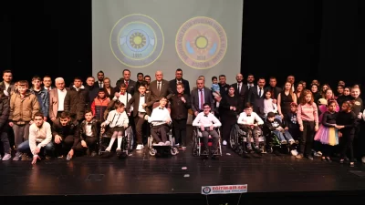 Bilecik’in Bozüyük ilçesinde 3 Aralık Dünya Engelliler Günü nedeniyle farkındalık