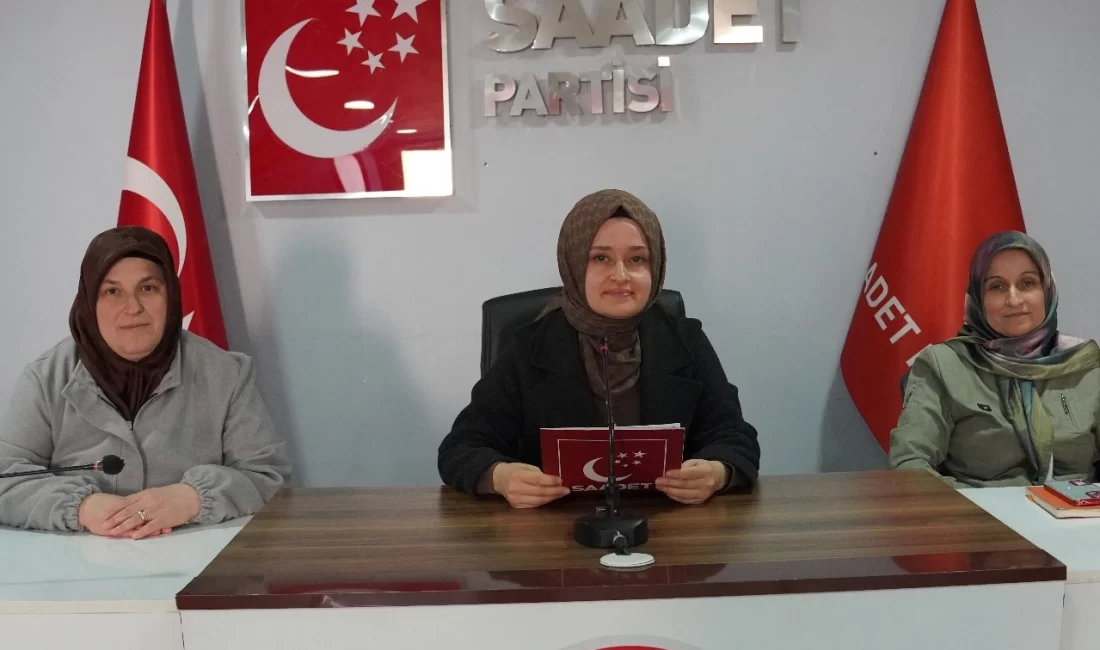 5 Aralık Dünya Kadın Hakları Günü’nde basın açıklaması yapan Osmangazi