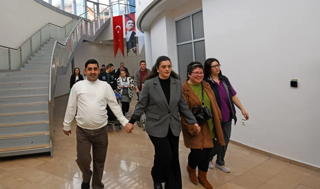 Bursa’da Osmangazi Engelli Bakım Merkezi (OBAM) üyeleri, 3 Aralık Dünya