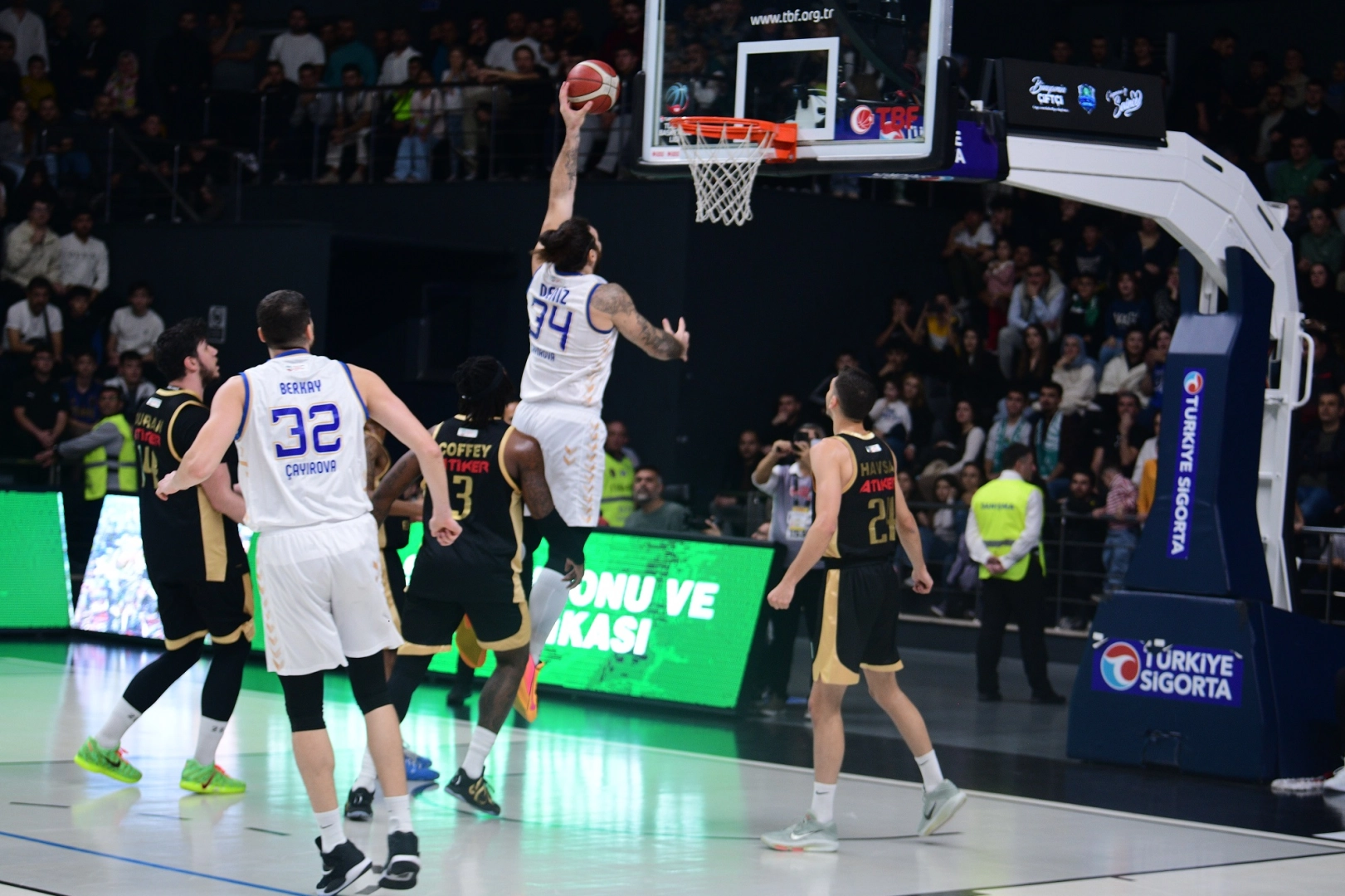 Türkiye Basketbol Ligi’nin 13. Hafta karşılaşmasında temsilcimiz Çayırova Belediyesi, sahasında