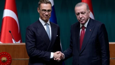 Cumhurbaşkanı Erdoğan, Finlandiya Cumhurbaşkanı Alexander Stubb ile yaptığı telefon görüşmesinde