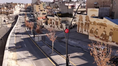 Gaziantep Büyükşehir Belediyesi, Şanlıdere Caddesi’nde yaşanan ulaşım sorunlarını çözmek için