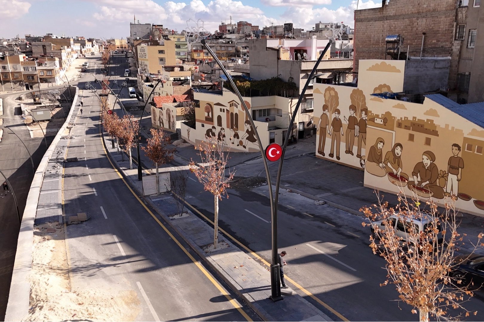 Gaziantep Büyükşehir Belediyesi, Şanlıdere Caddesi’nde yaşanan ulaşım sorunlarını çözmek için