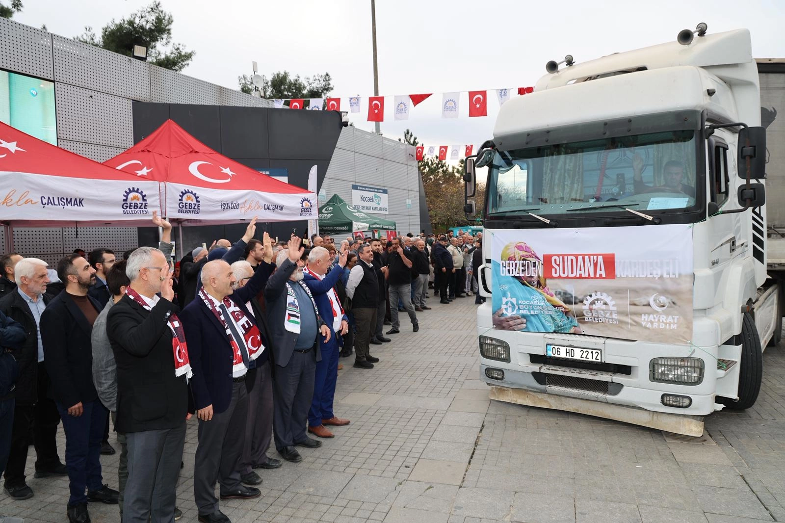 Gebze’den Sudan’a uzanan “Kardeş Eli” yardım kampanyası kapsamında hazırlanan 10