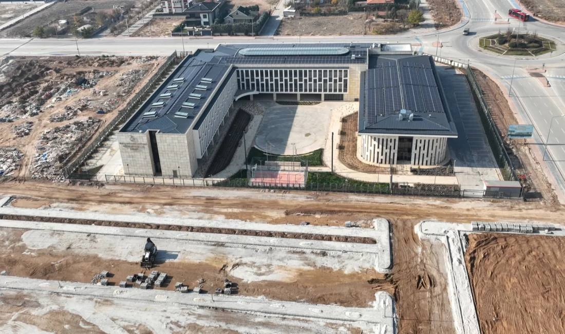 Konya’da Selçuklu Belediyesi, sanata ve eğitime verdiği önemi bir kez