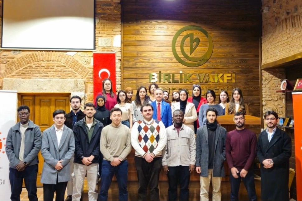 Bursa Uludağ Üniversitesi Biz Biriz Uluslararası Gençlik Platformu’nun Birlik Vakfı’nın