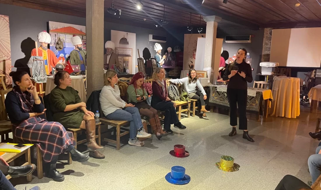 İzmir İl Millî Eğitim Müdürlüğünün himayesinde yürütülen “İzmir Öğretmen Akademileri”