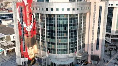 Kocaeli’de İzmit Belediyesi, kaçak yapı üzerinden oluşturulan “seçim ofisi” iddialarının