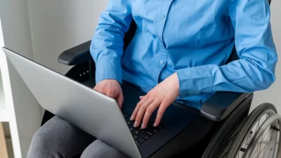 Kocaeli Büyükşehir Belediyesi, engelli bireylerin online hizmetlere 7/24 engelsiz erişimini