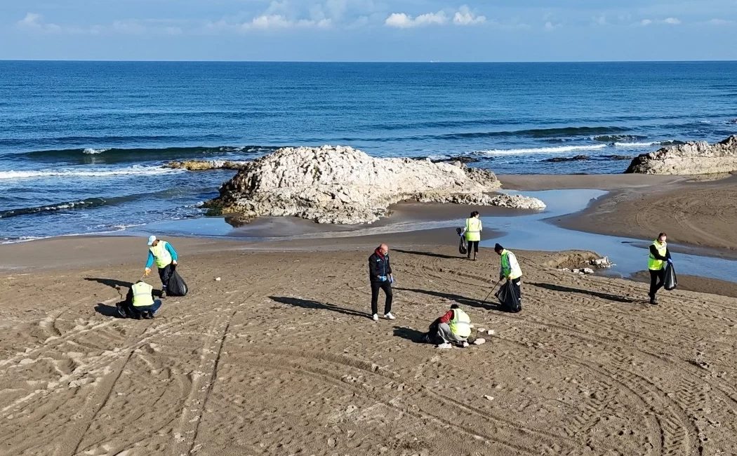 Kocaeli Büyükşehir Belediyesi, yıl boyunca sürdürdüğü kıyı temizlikleri ve izleme