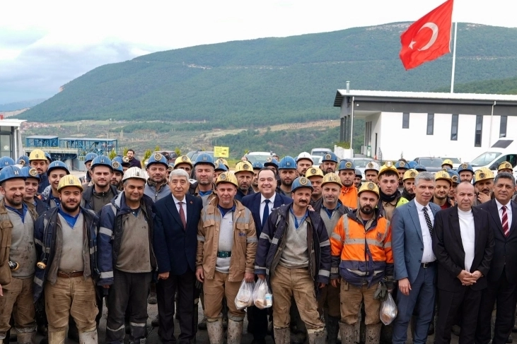 Manisa Büyükşehir Belediye Başkanı Besim Dutlulu, Soma’ya ziyarette bulunarak maden