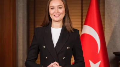 Manisa’da Şehzadeler Belediyesi, kanser tedavisi gören Başkan Gülşah Durbay’ın sağlık