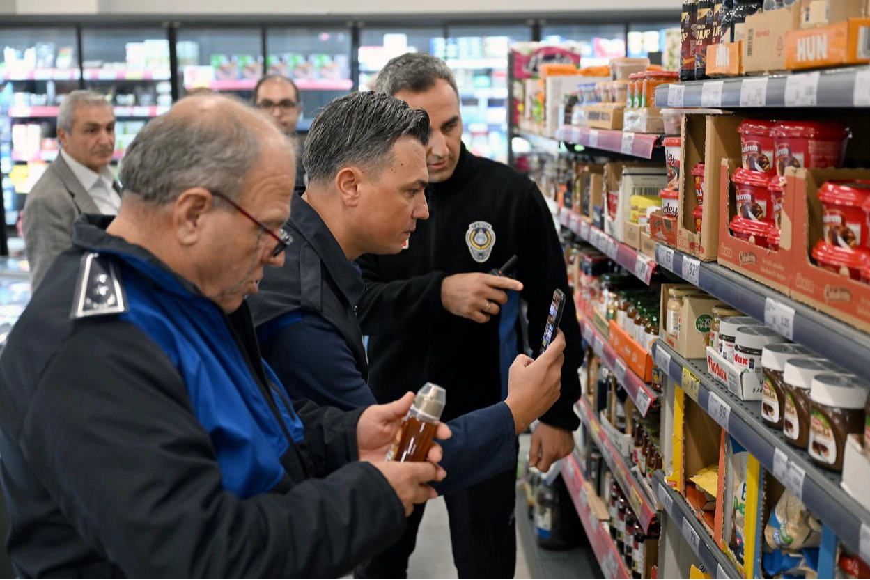 Mersin Büyükşehir Belediyesi Zabıta Dairesi Başkanlığı’na bağlı Denetleme Zabıta Şube