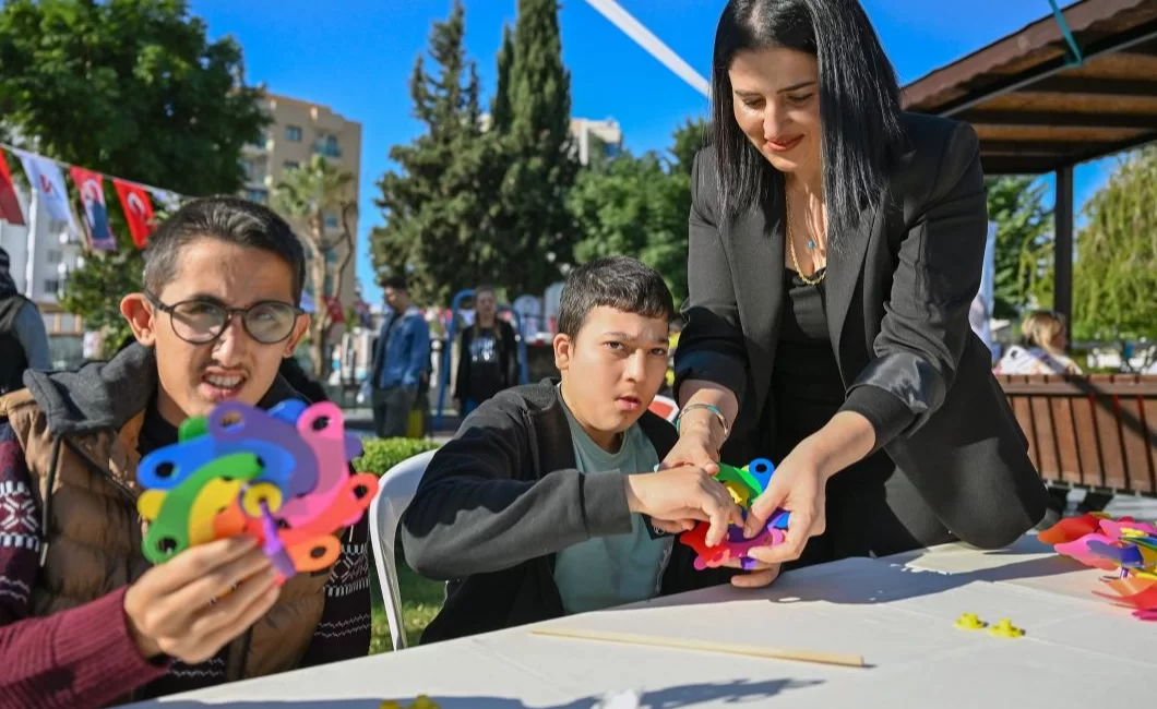 Mersin Büyükşehir Belediyesi, ‘3 Aralık Dünya Engelliler Günü’ kapsamında Engelsiz Yaşam Parkı’nda,