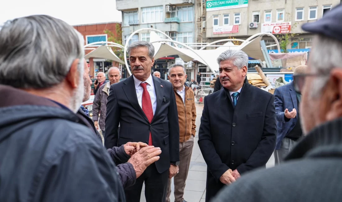 Sakarya Büyükşehir Belediyesi, kentin üç asırlık ticaret merkezi Uzunçarşı’da yürüttüğü