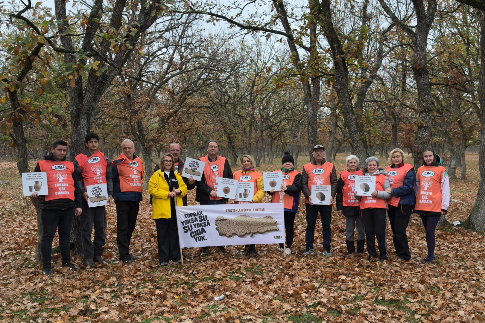 Erozyonla Mücadele Haftası kapsamında açıklama yapan TEMA Vakfı Edirne İl