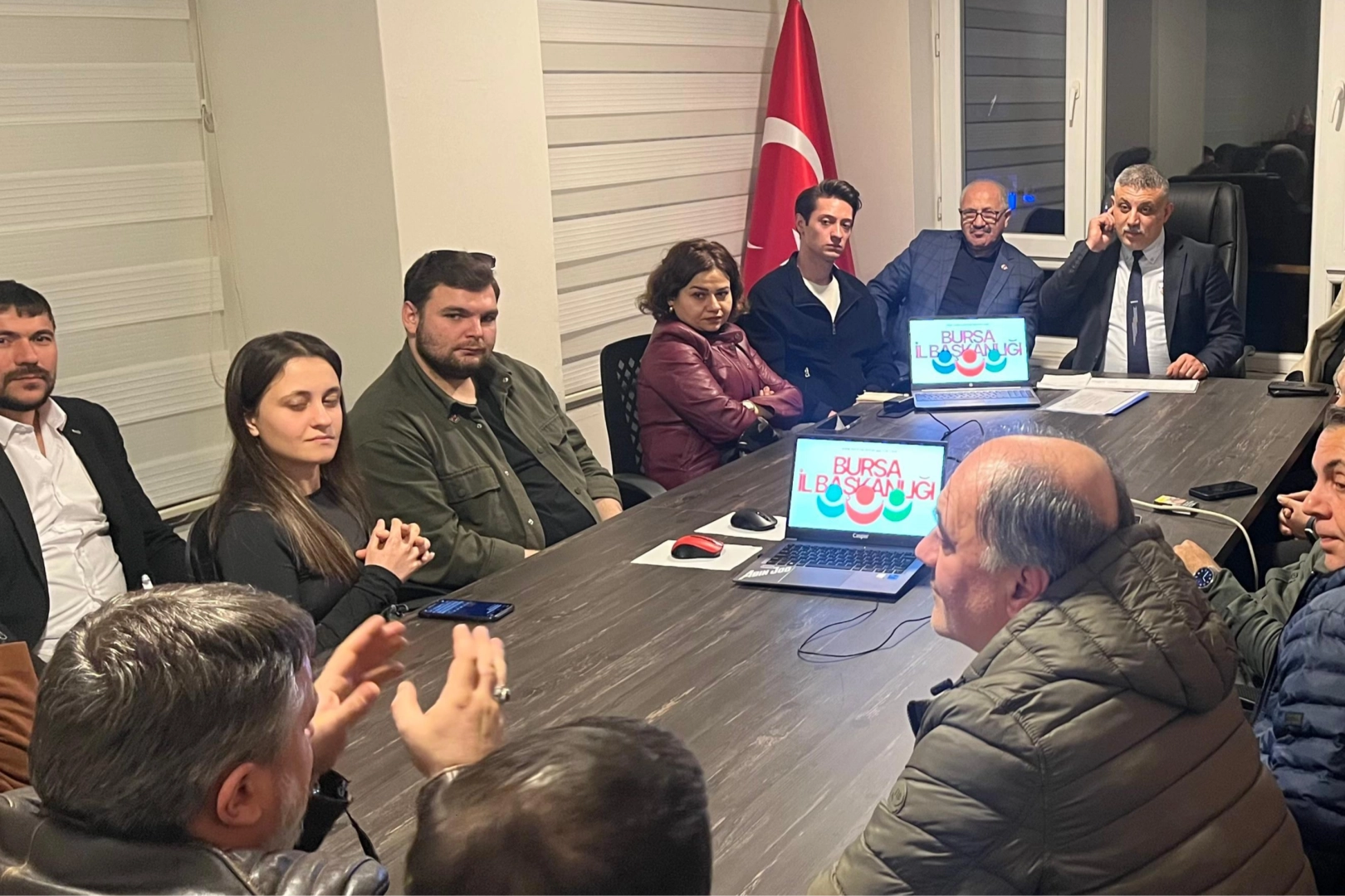 Türkiye İttifak Partisi Bursa İl Başkanı Fatih Düzenli, parti üyeleri